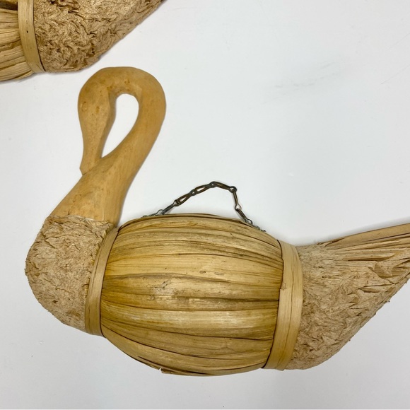 Set of 3-Vintage Corn Husk Swan Decoy Figure Handmade Wood - Picture 3 of 11